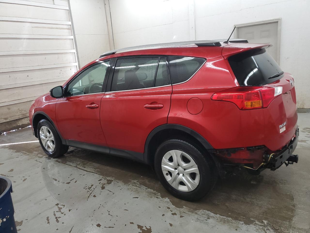 2015 TOYOTA RAV4 LE - Image 2