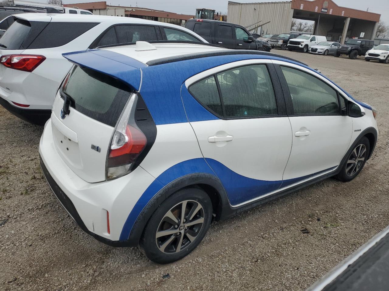 2018 TOYOTA PRIUS C - Image 3