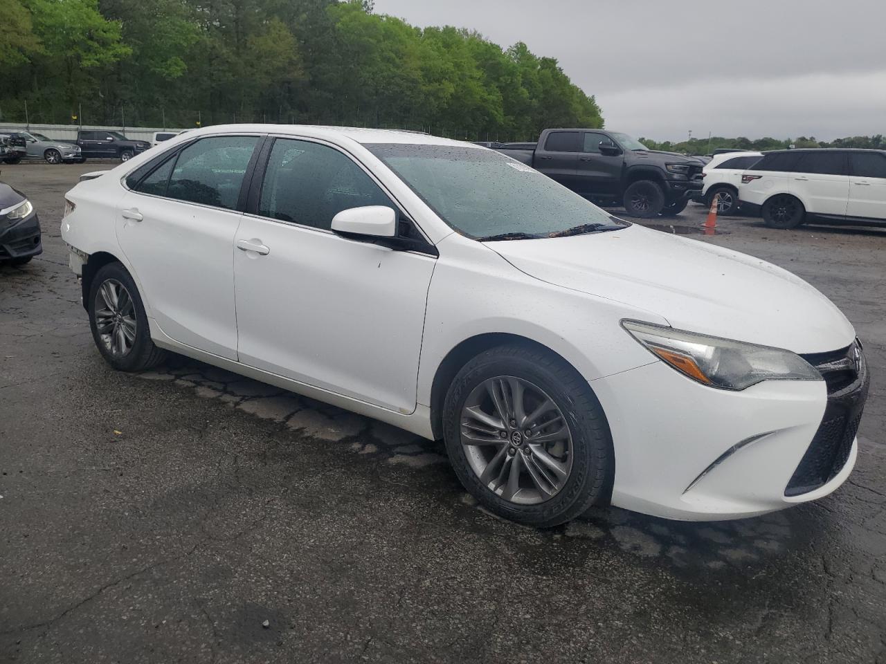 2017 TOYOTA CAMRY LE - Фото 4
