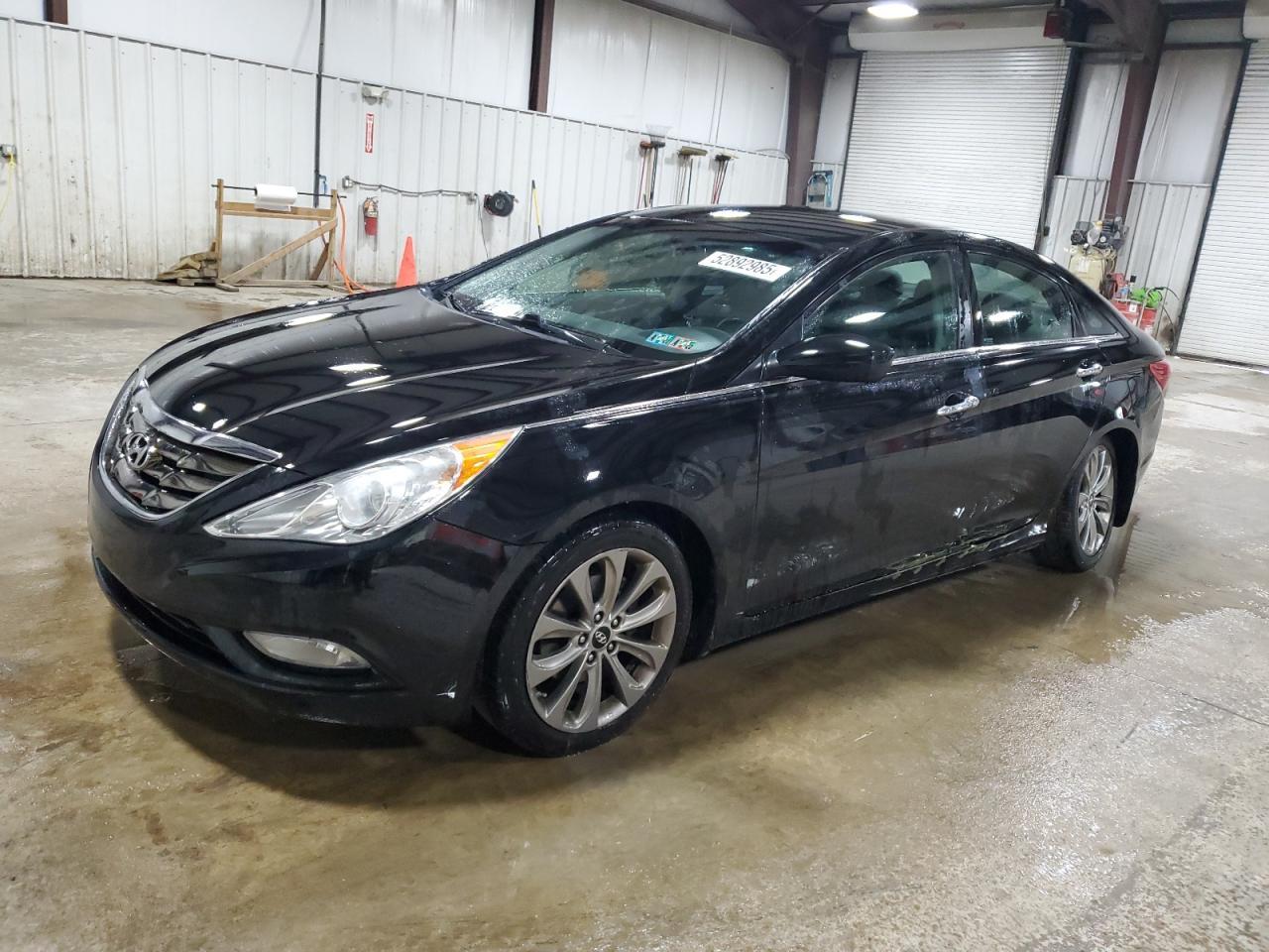 2013 HYUNDAI SONATA SE