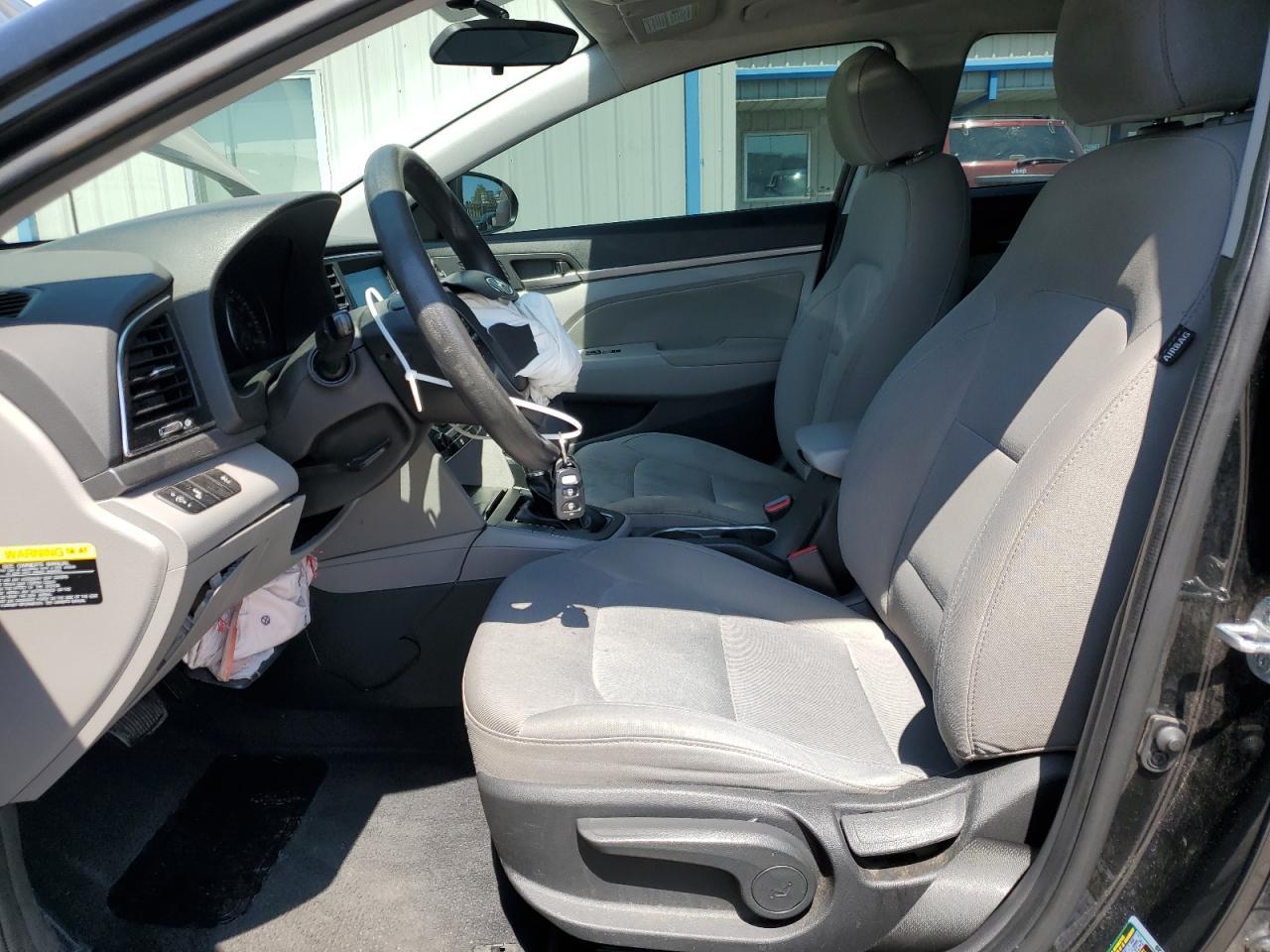 2018 HYUNDAI ELANTRA SE - Фото 7
