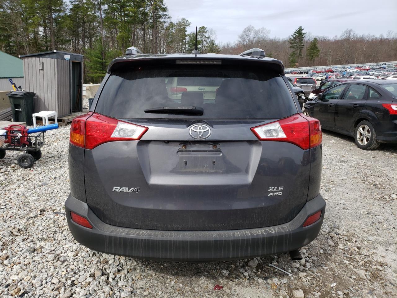 2015 TOYOTA RAV4 XLE - Image 6