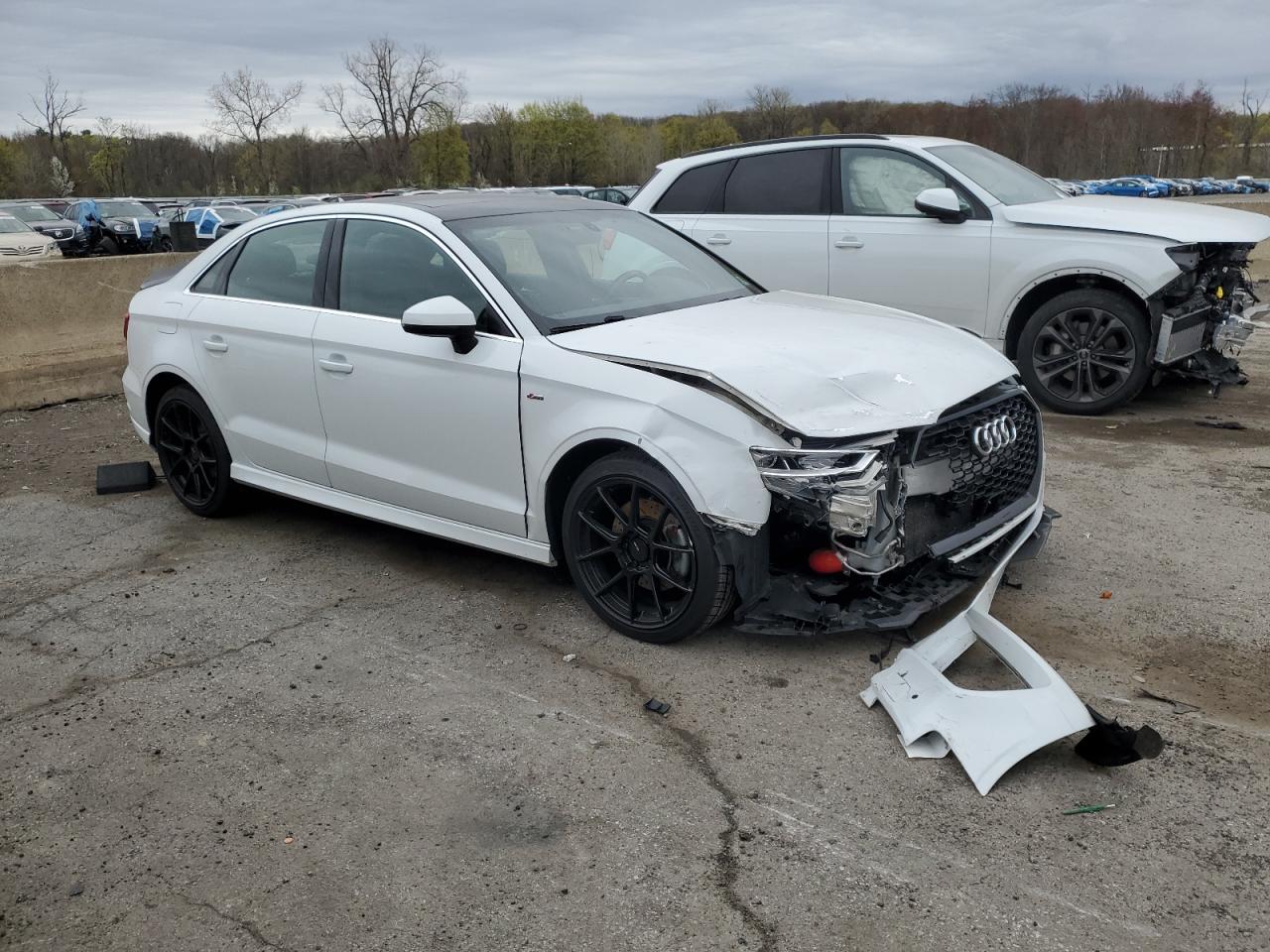 2017 AUDI A3 PREMIUM - Image 4