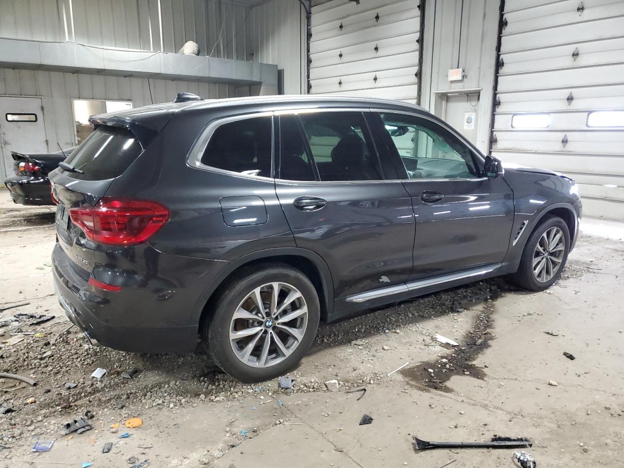2019 BMW X3 XDRIVE3 - Image 3