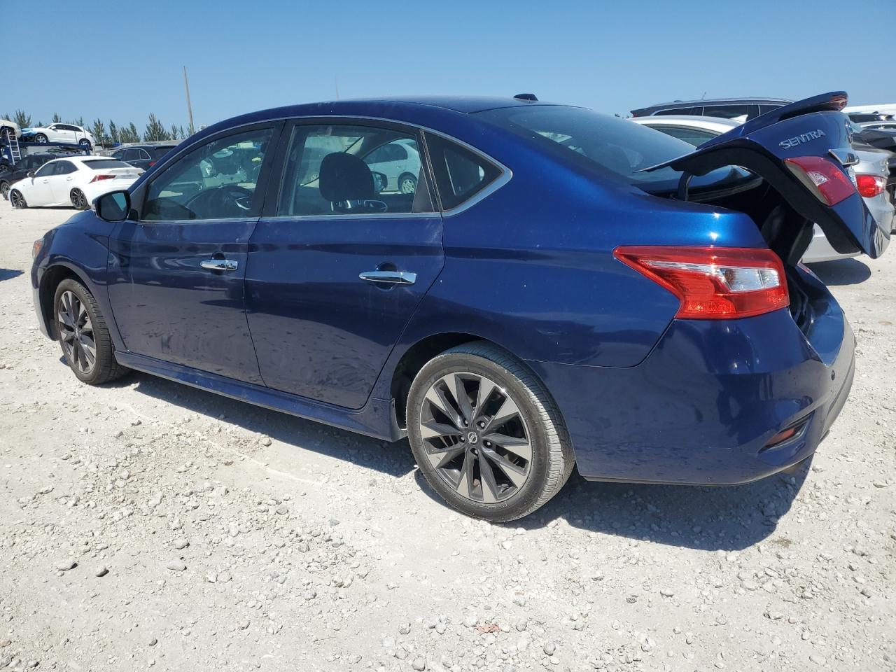 2017 NISSAN SENTRA S - Фото 2