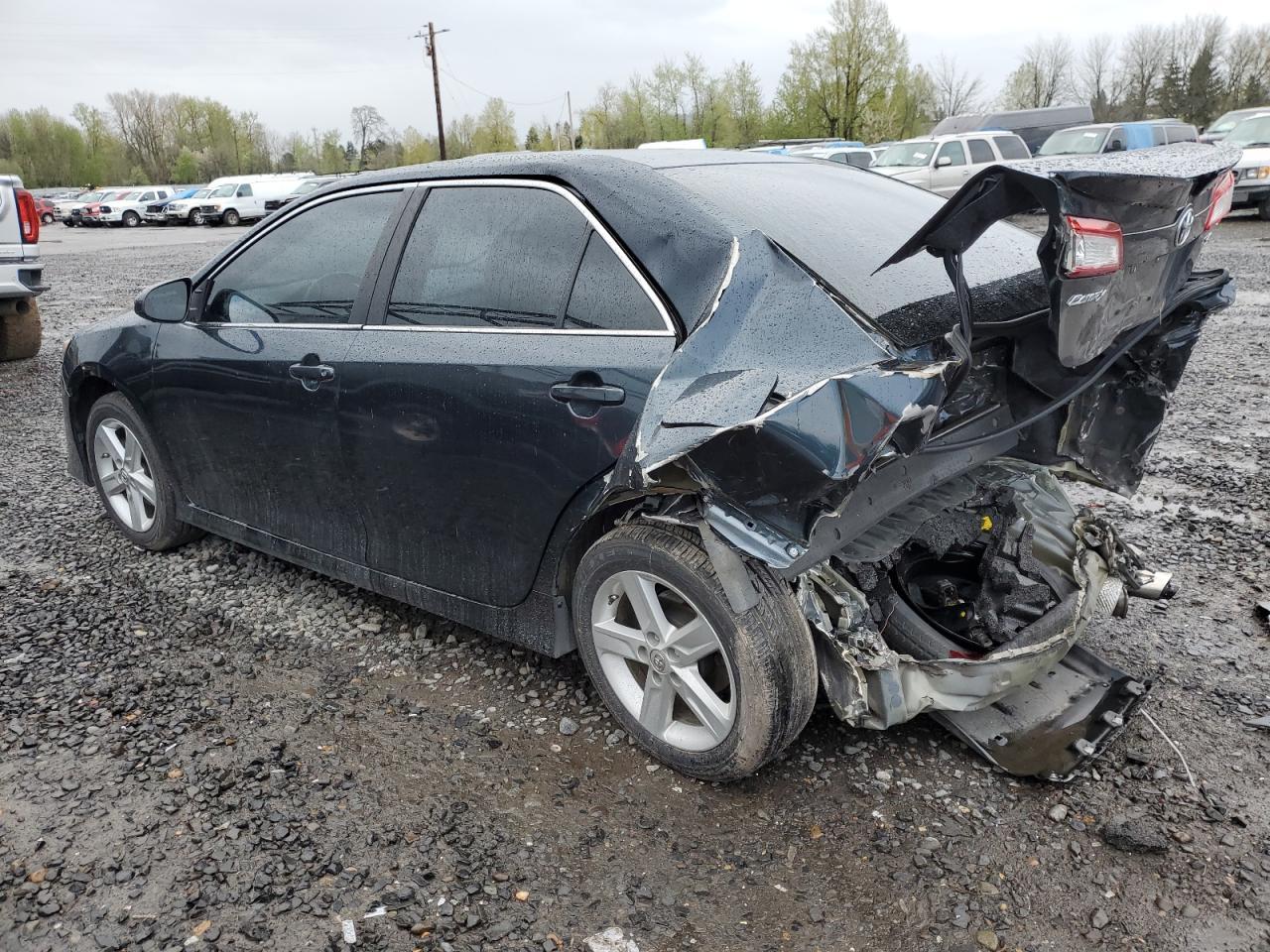 2014 TOYOTA CAMRY L - Image 2