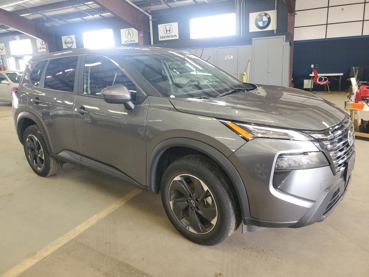 2024 NISSAN ROGUE SV - Image 4