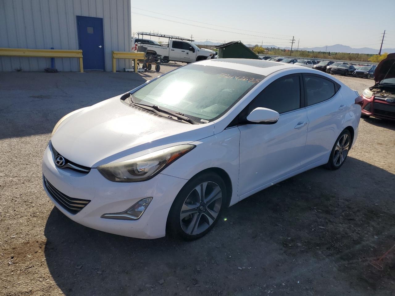 2015 HYUNDAI ELANTRA SE