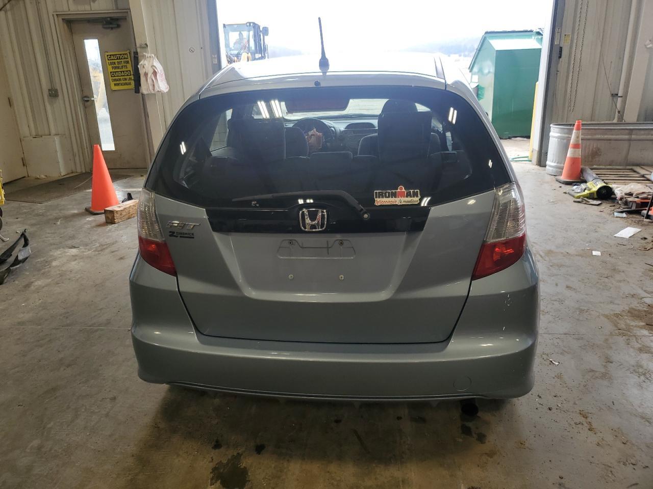2011 HONDA FIT - Image 6
