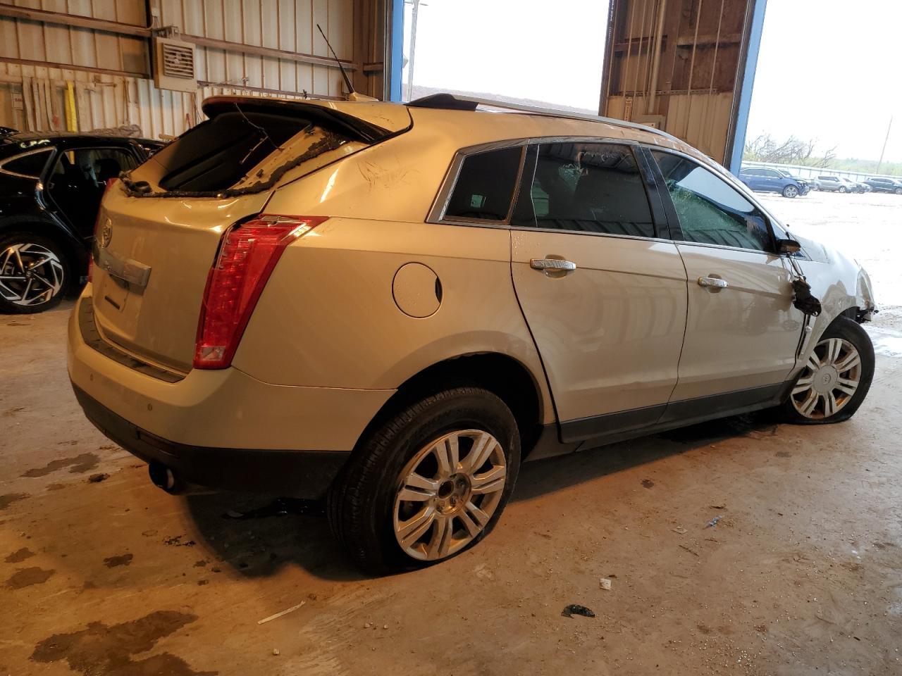 2011 CADILLAC SRX LUXURY - Image 3