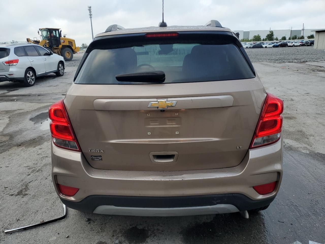 2018 CHEVROLET TRAX 1LT - Image 6