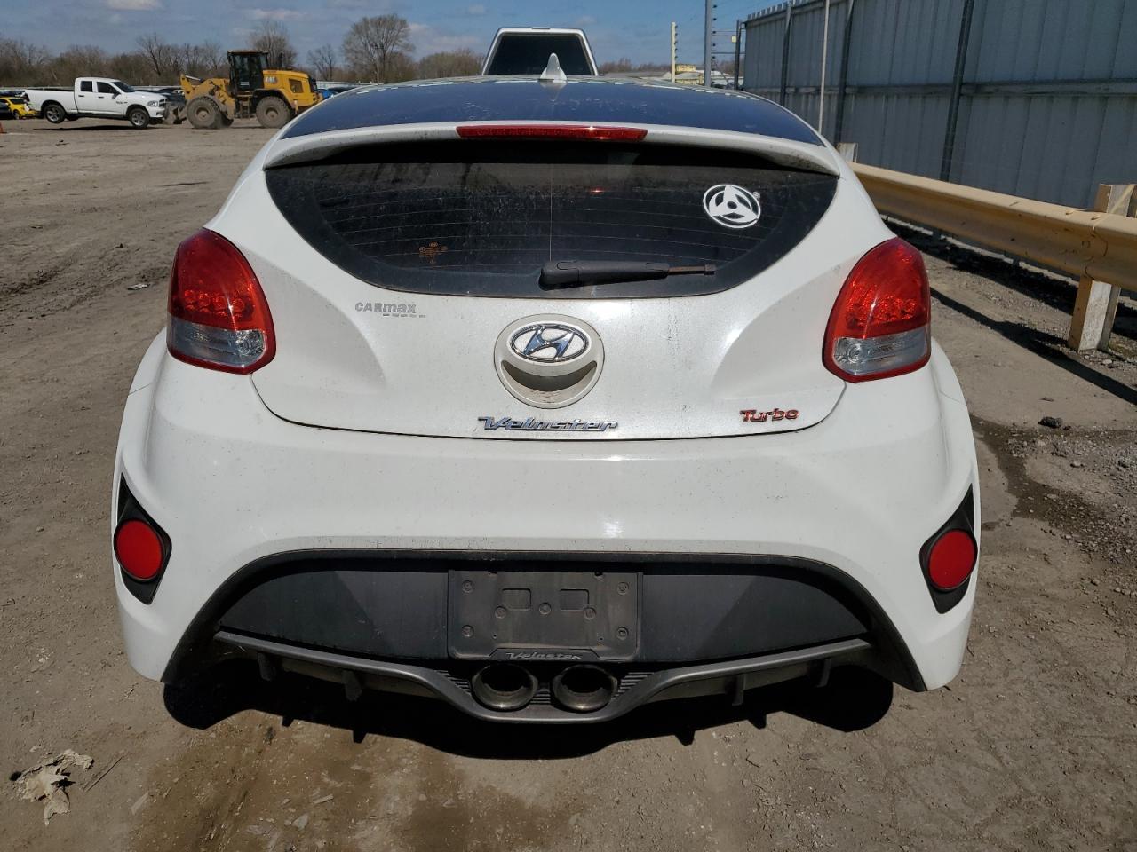 2013 HYUNDAI VELOSTER T - Фото 6