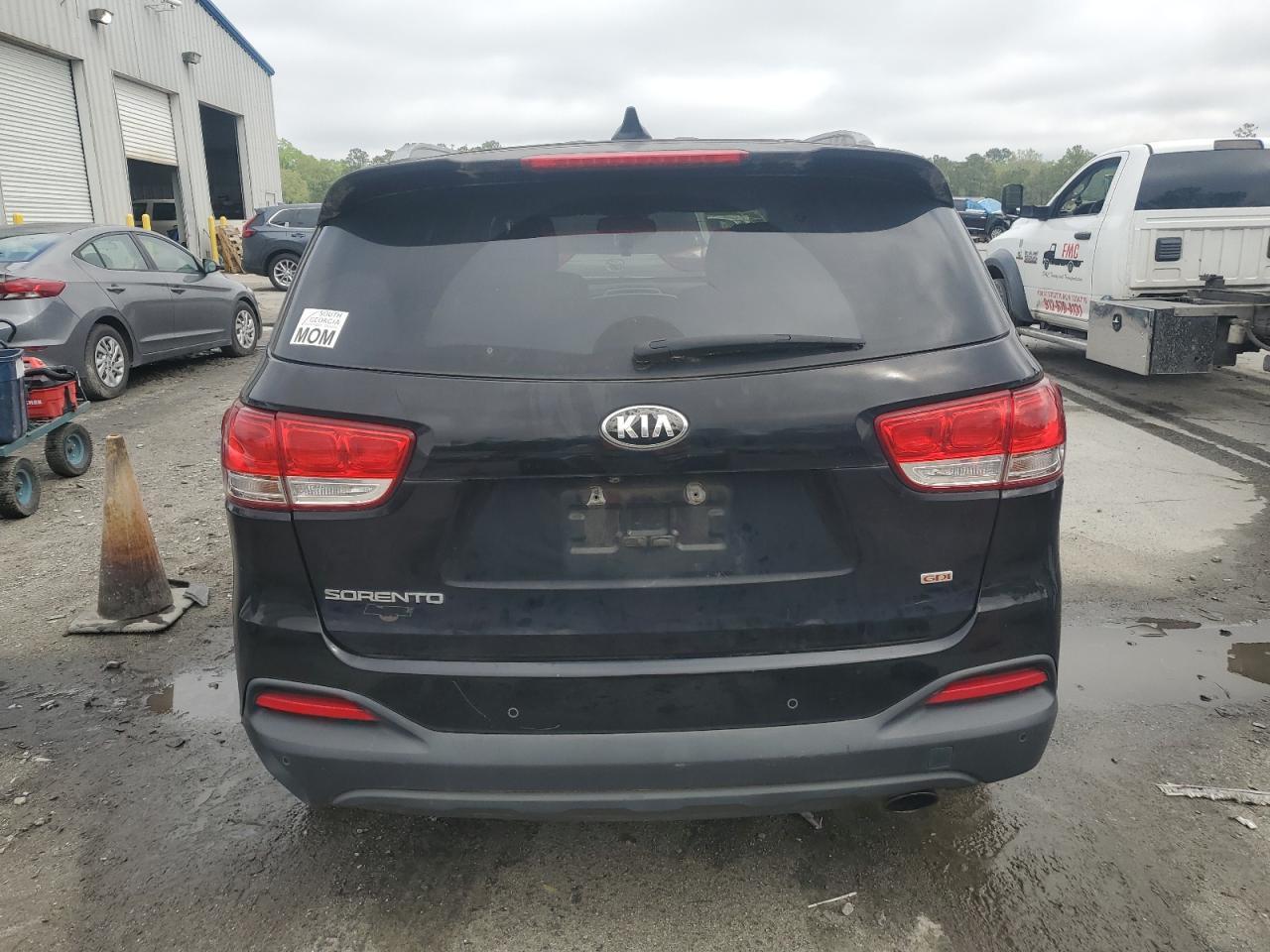 2016 KIA SORENTO LX - Image 6
