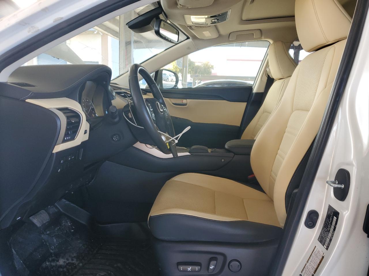 2020 LEXUS NX 300 - Фото 7