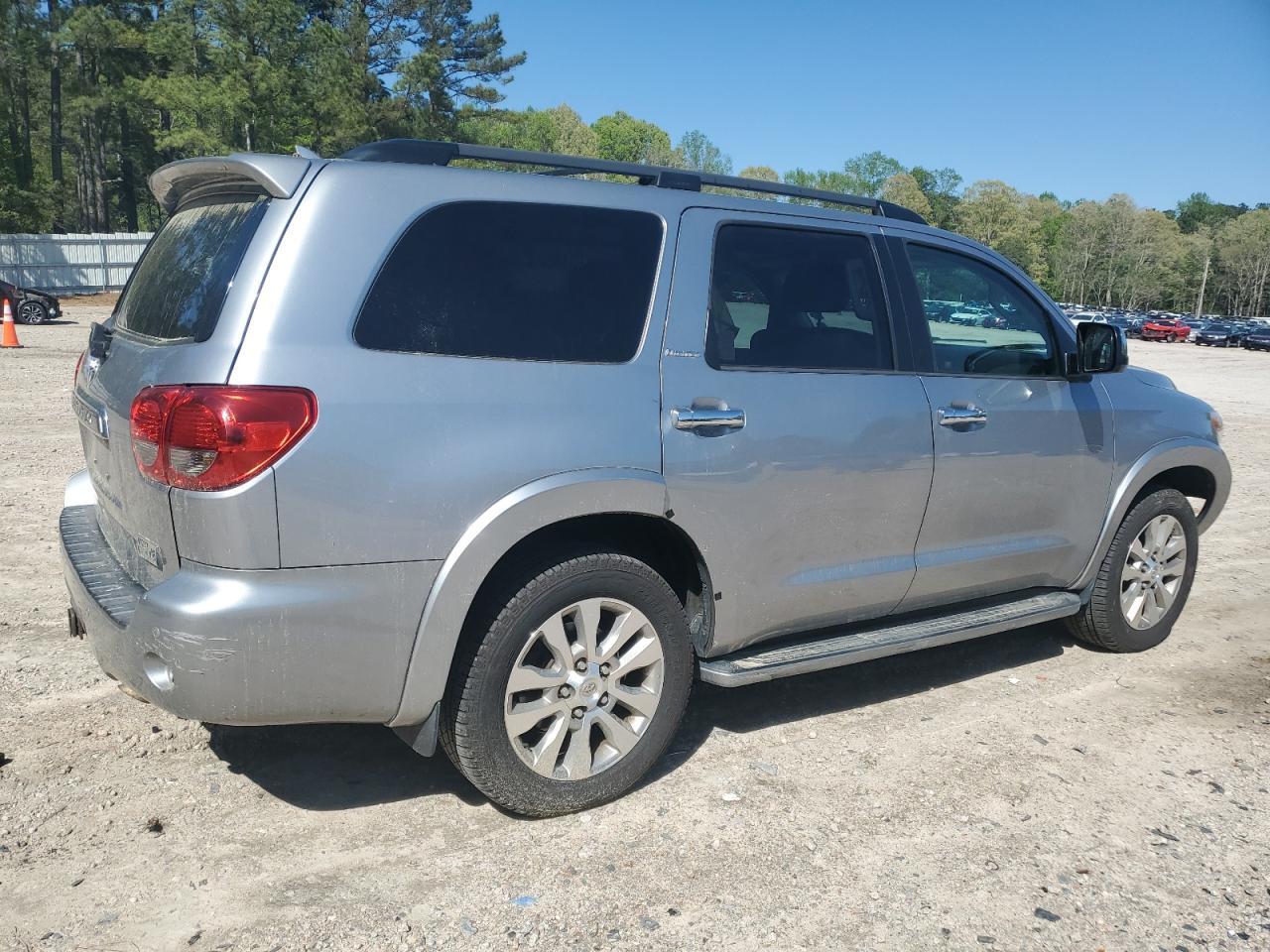 2013 TOYOTA SEQUOIA LI - Image 3