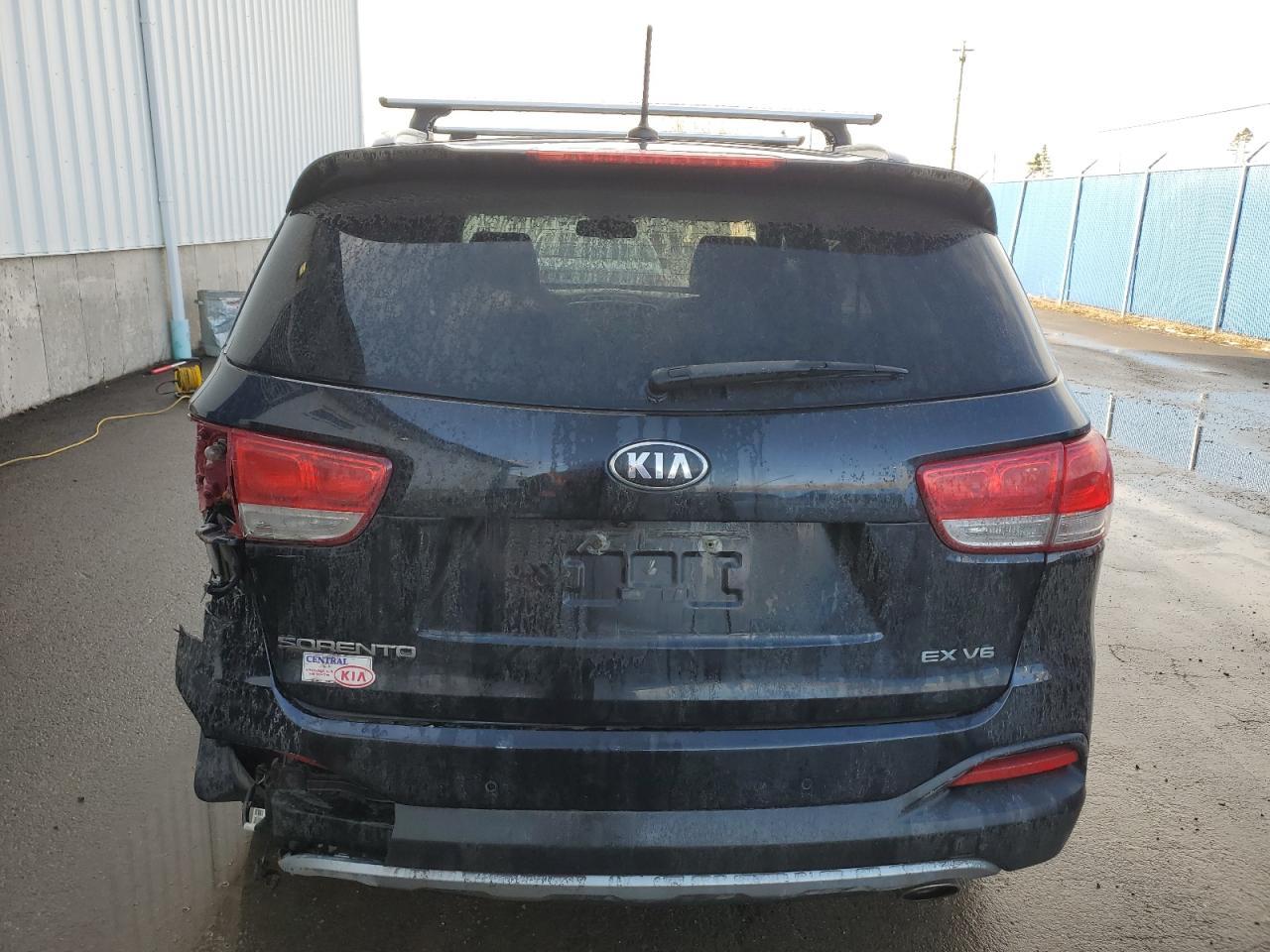 2016 KIA SORENTO EX - Image 6