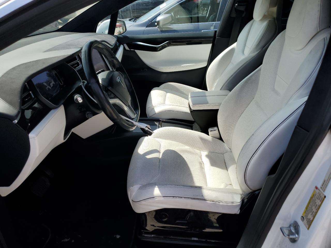 2016 TESLA MODEL X - Фото 7