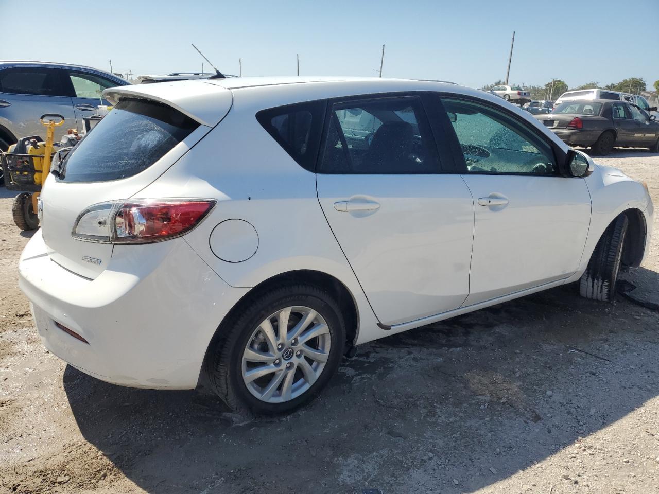 2013 MAZDA 3 I - Фото 3