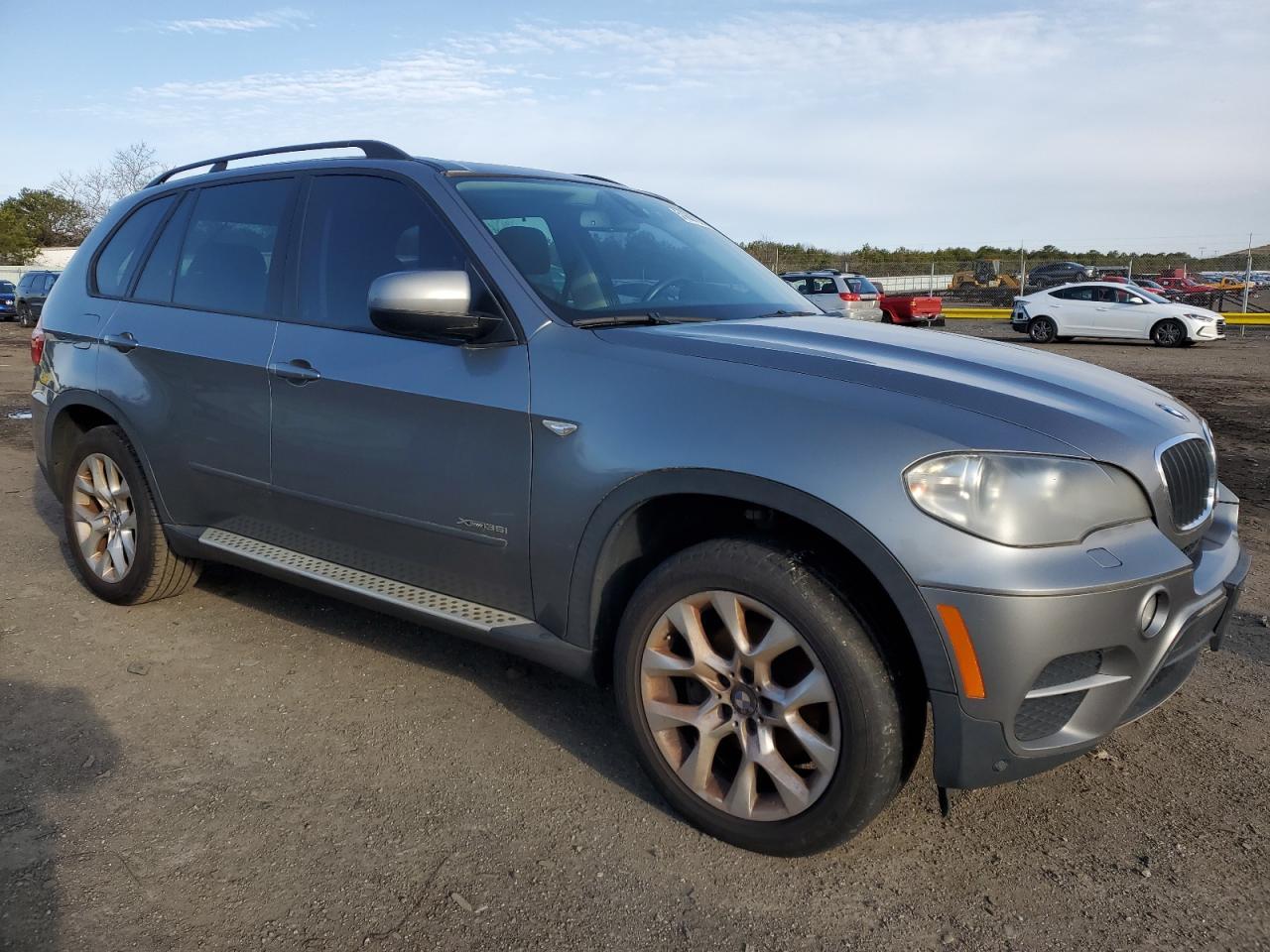2012 BMW X5 XDRIVE3 - Image 4
