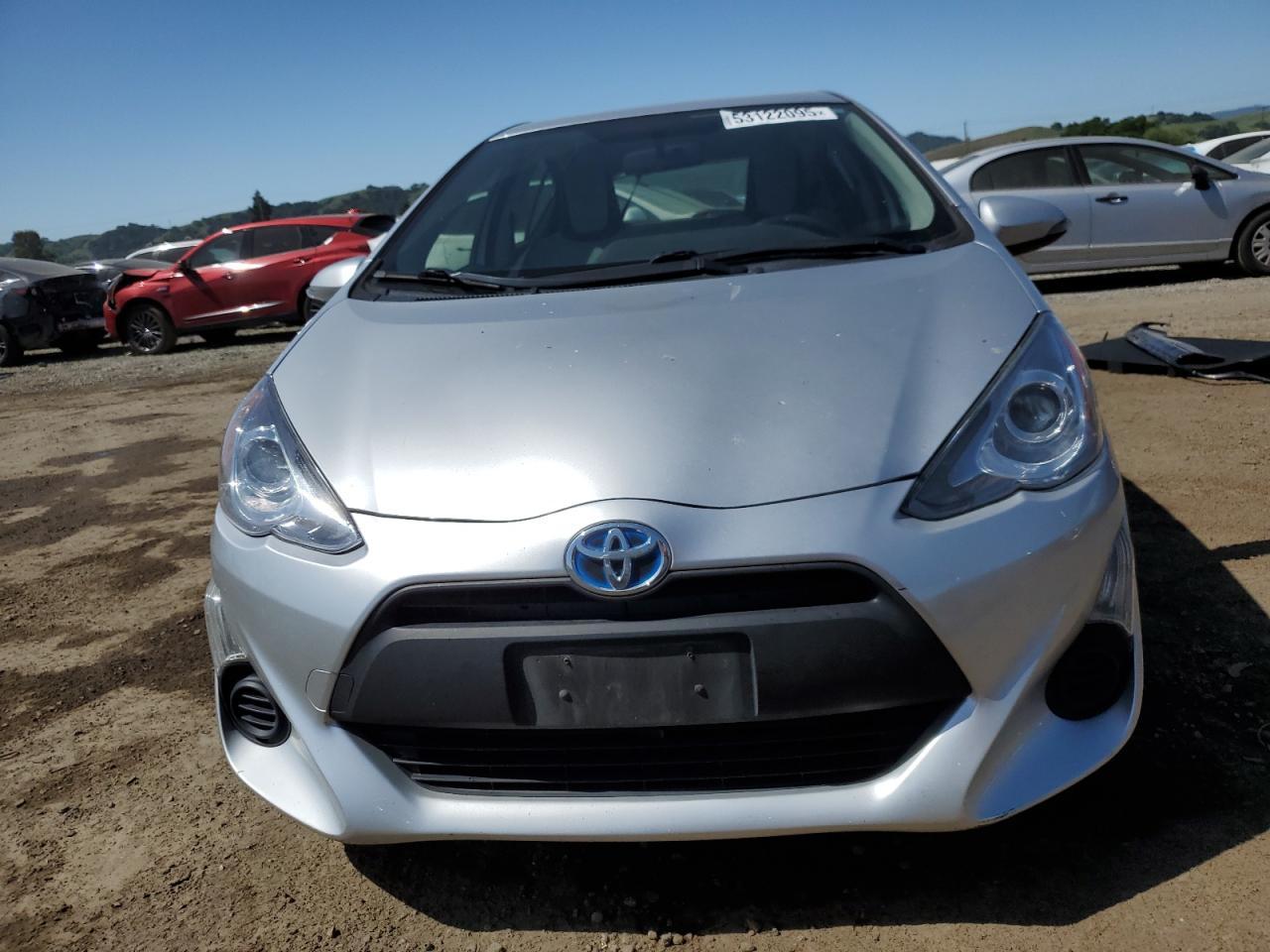 2015 TOYOTA PRIUS C - Фото 5