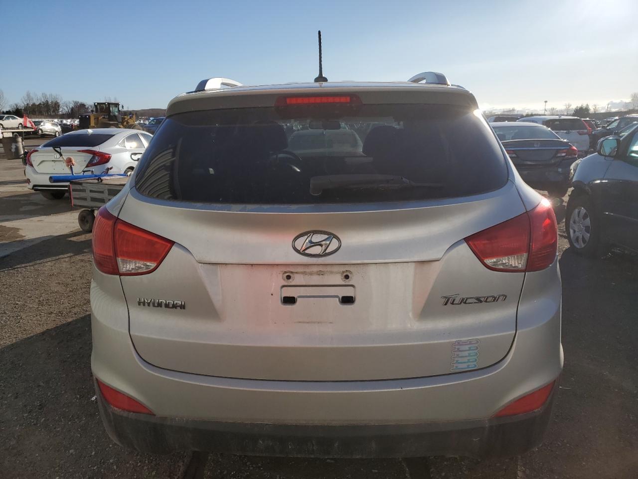 2012 HYUNDAI TUCSON GLS - Image 6