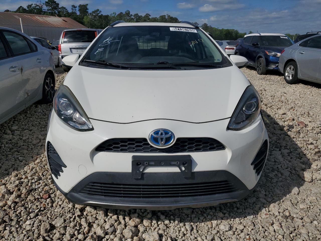 2018 TOYOTA PRIUS C - Image 5
