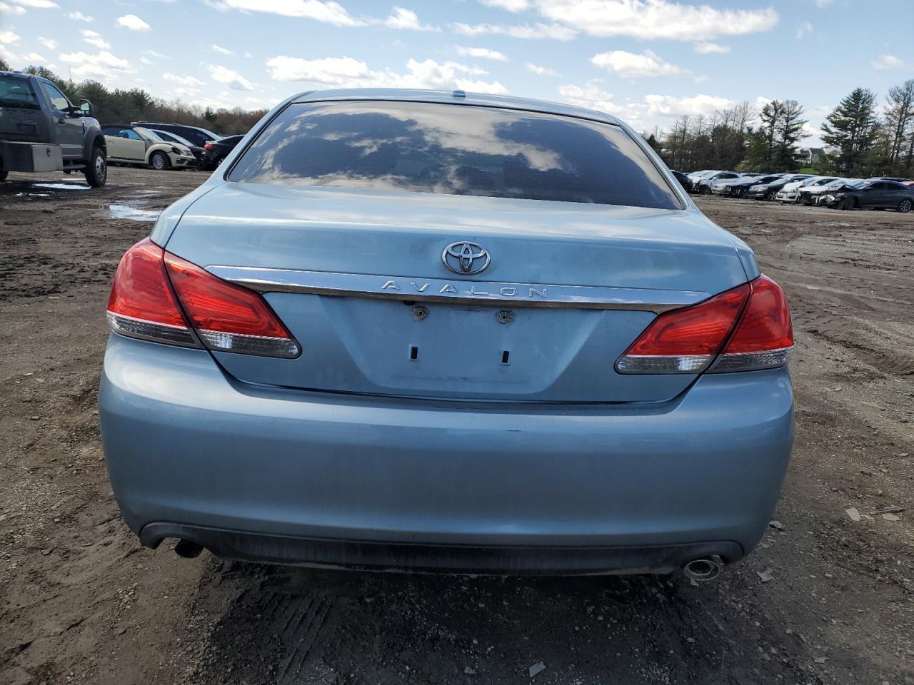 2011 TOYOTA AVALON BAS - Image 6