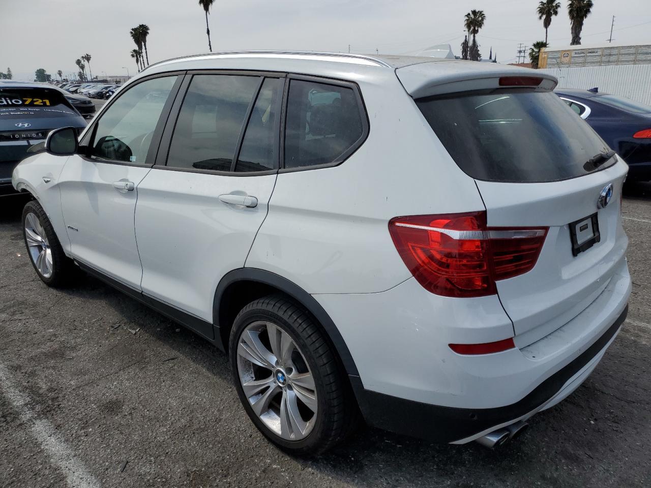 2016 BMW X3 XDRIVE2 - Фото 2