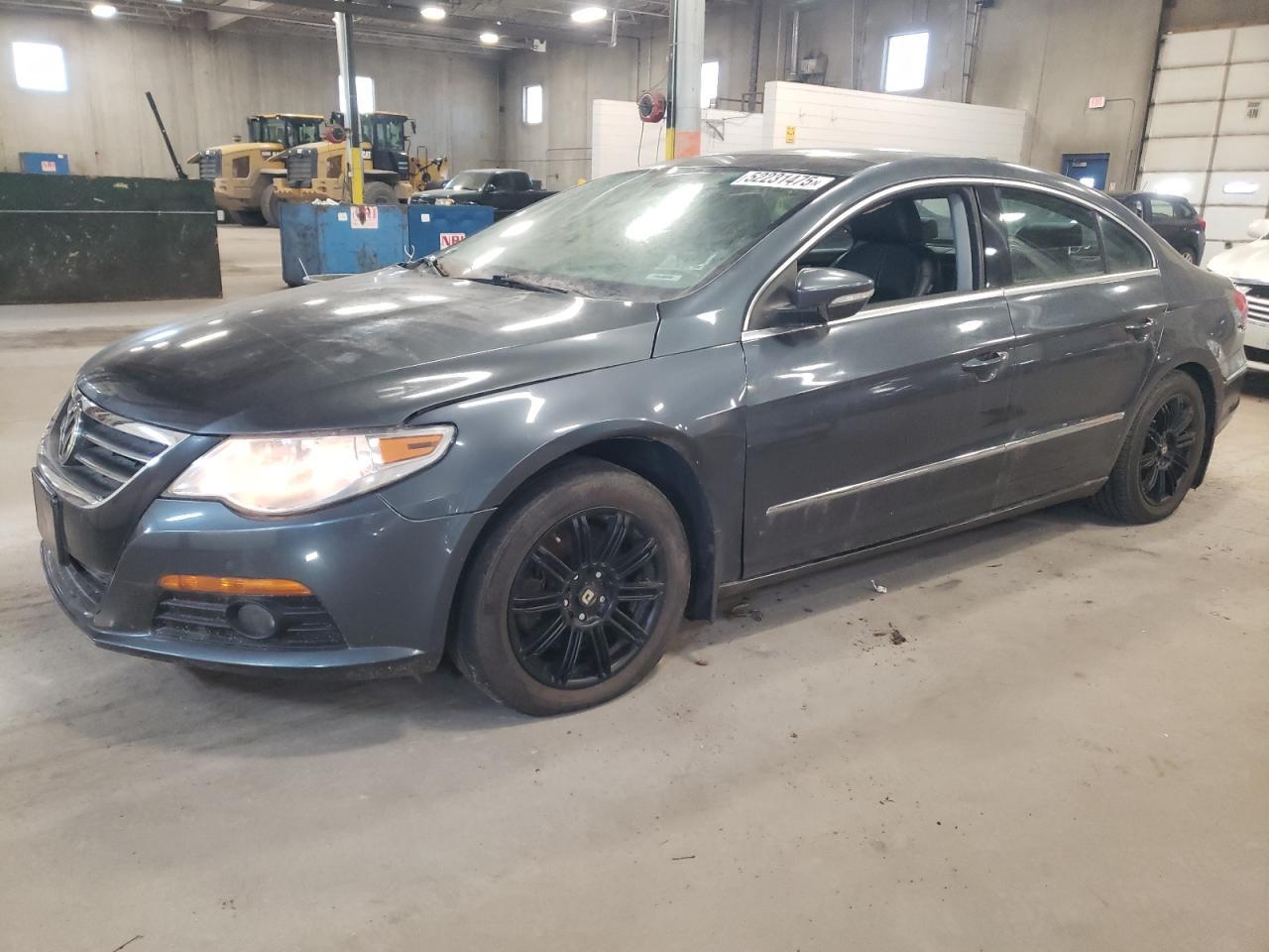 2010 VOLKSWAGEN CC LUXURY