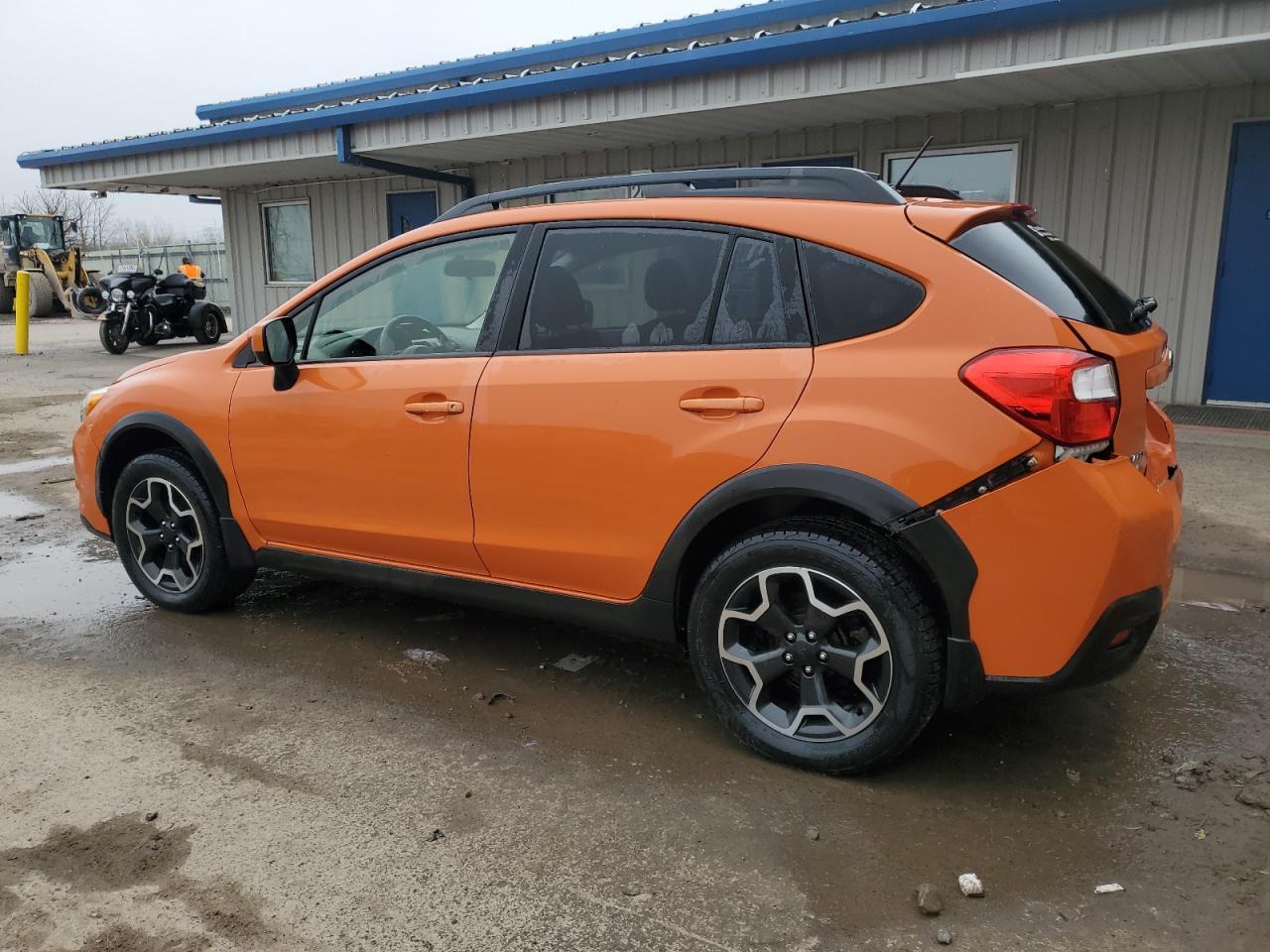 2014 SUBARU XV CROSSTR - Image 2