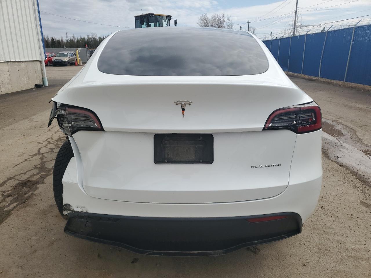 2023 TESLA MODEL Y - Фото 6