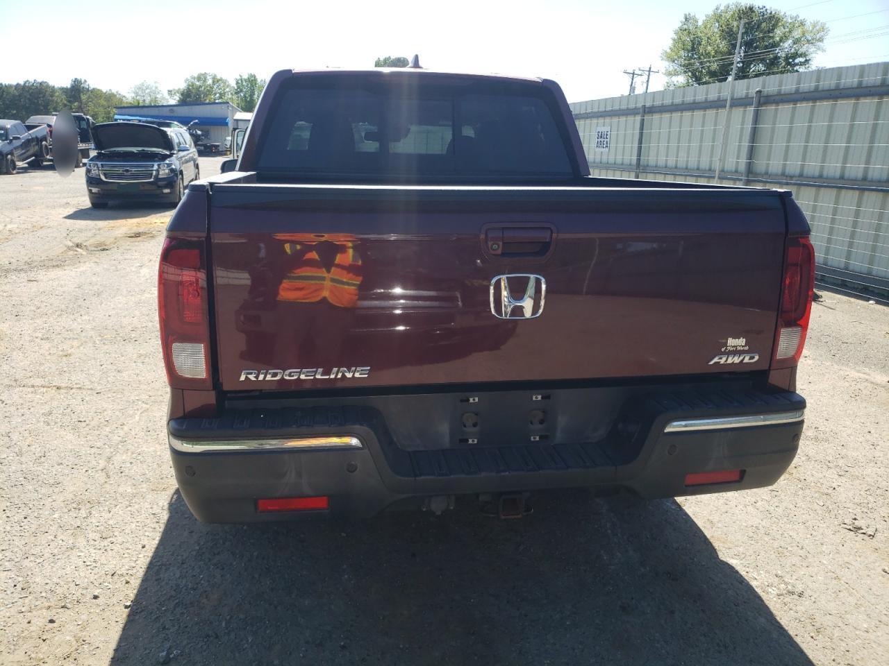 2017 HONDA RIDGELINE - Image 6