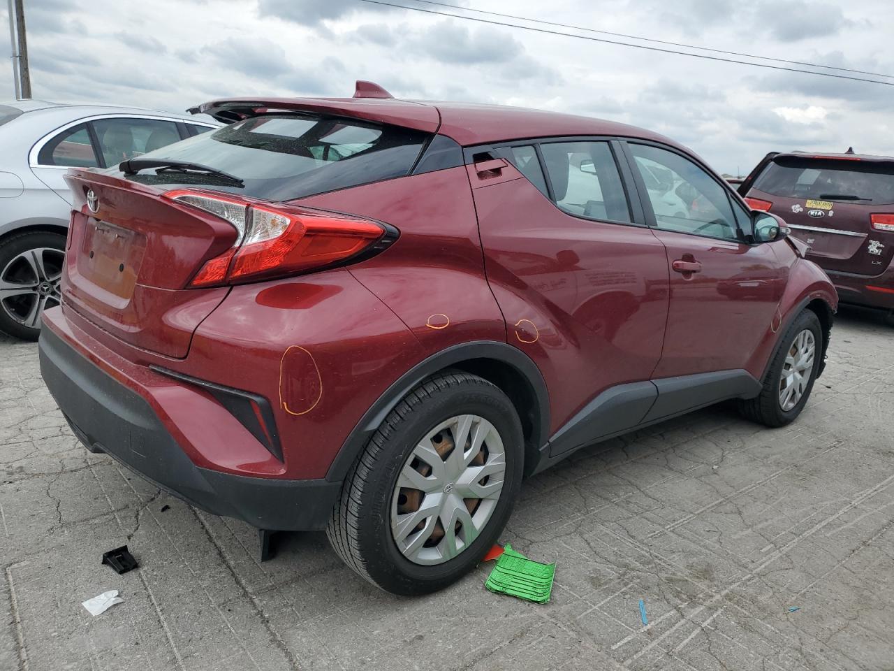 2019 TOYOTA C-HR XLE - Фото 3