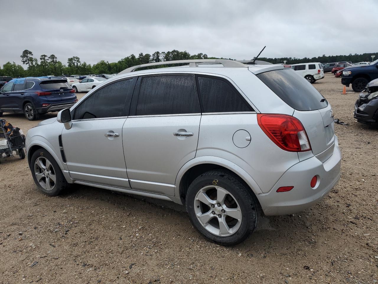 2013 CHEVROLET CAPTIVA LT - Фото 2