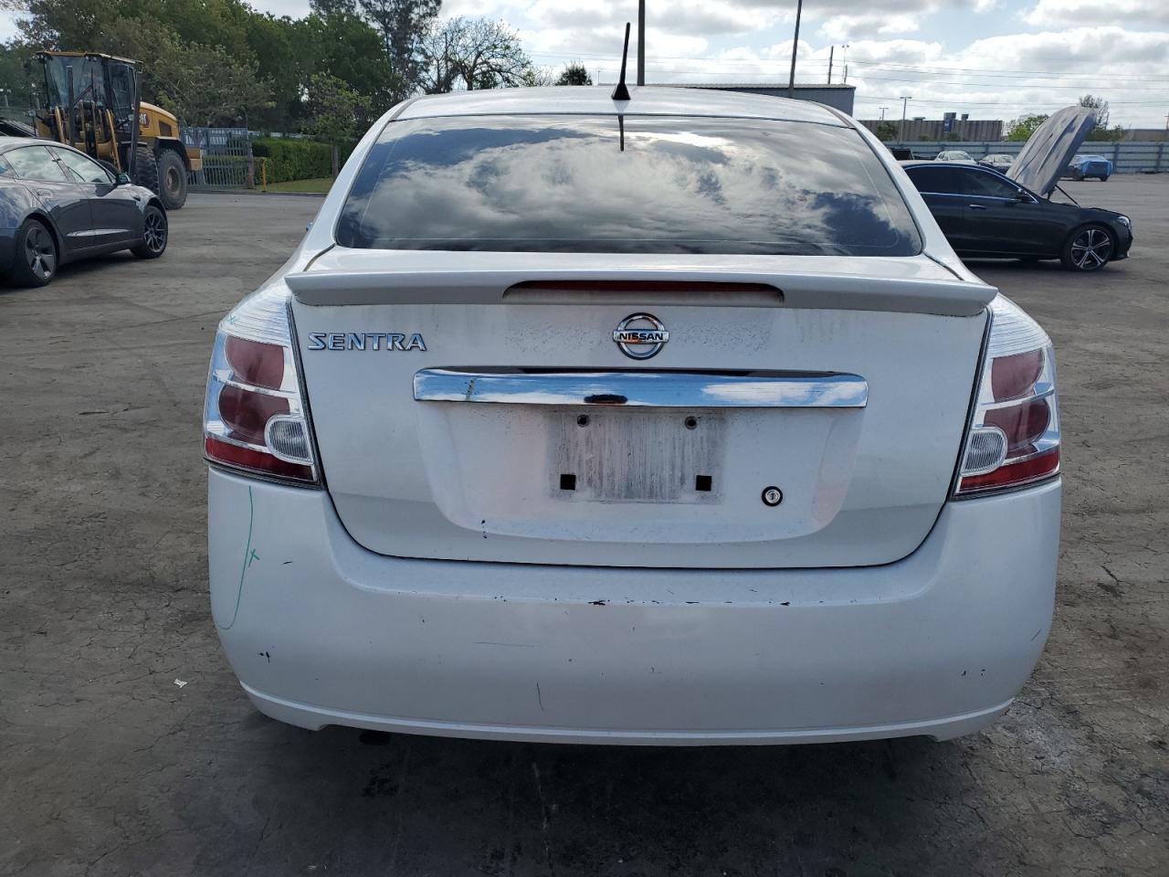 2012 NISSAN SENTRA 2.0 - Фото 6