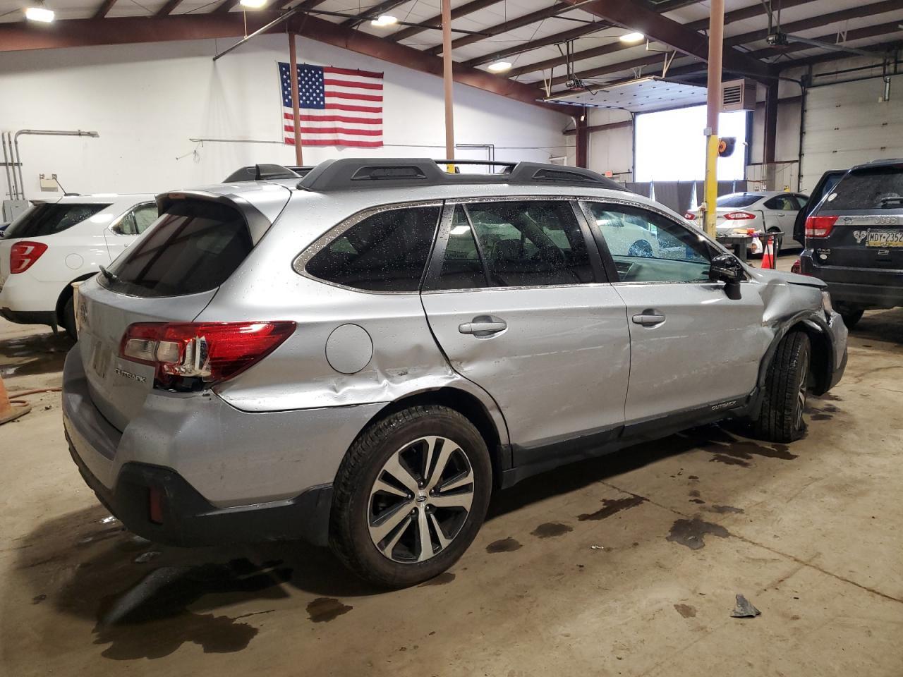 2018 SUBARU OUTBACK 2. - Фото 3