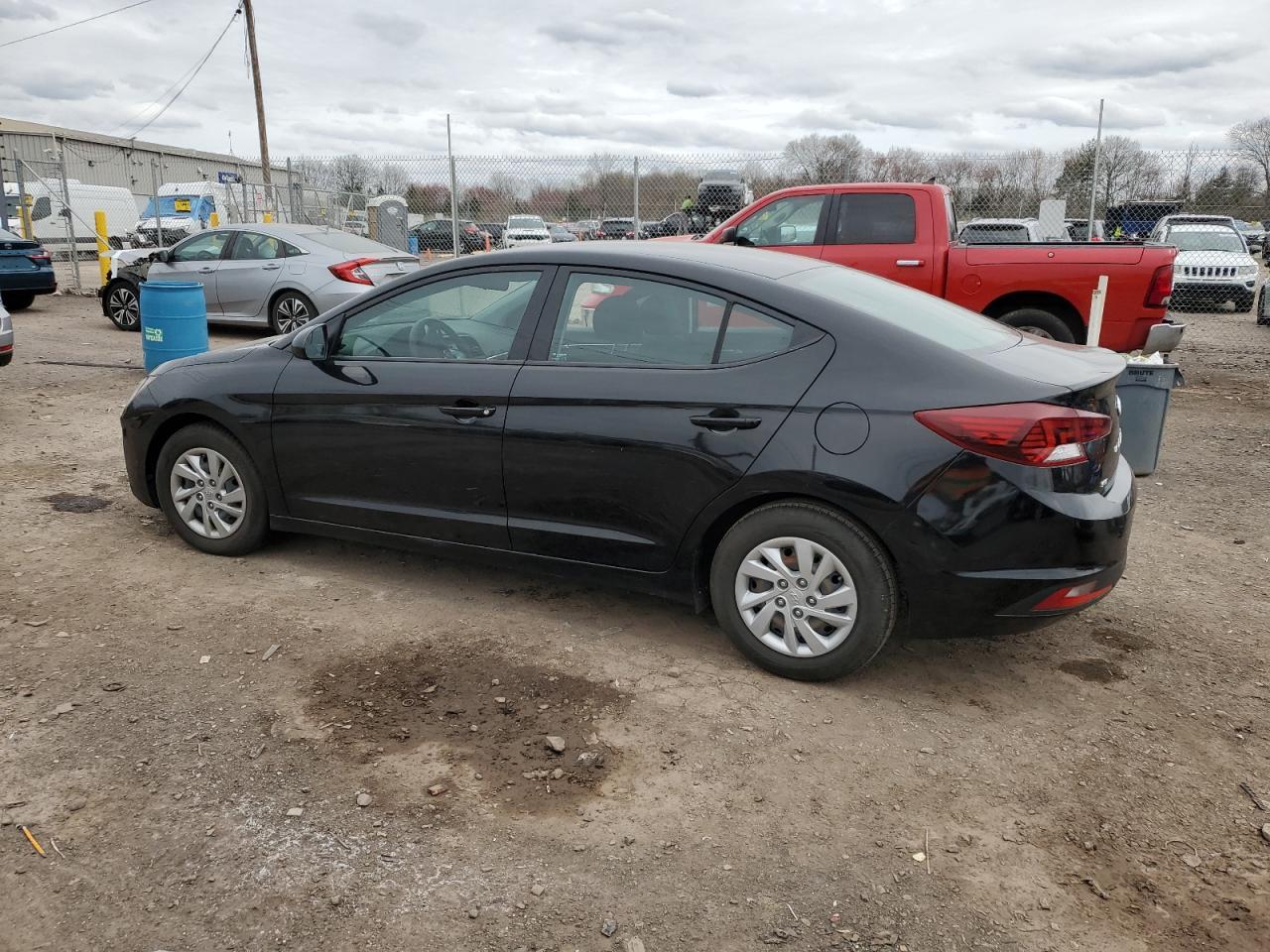 2019 HYUNDAI ELANTRA SE - Image 2