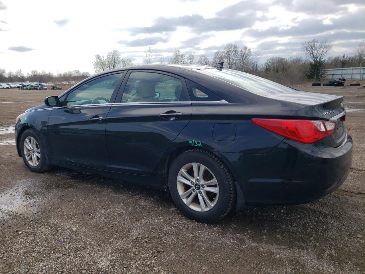 2013 HYUNDAI SONATA GLS - Image 2