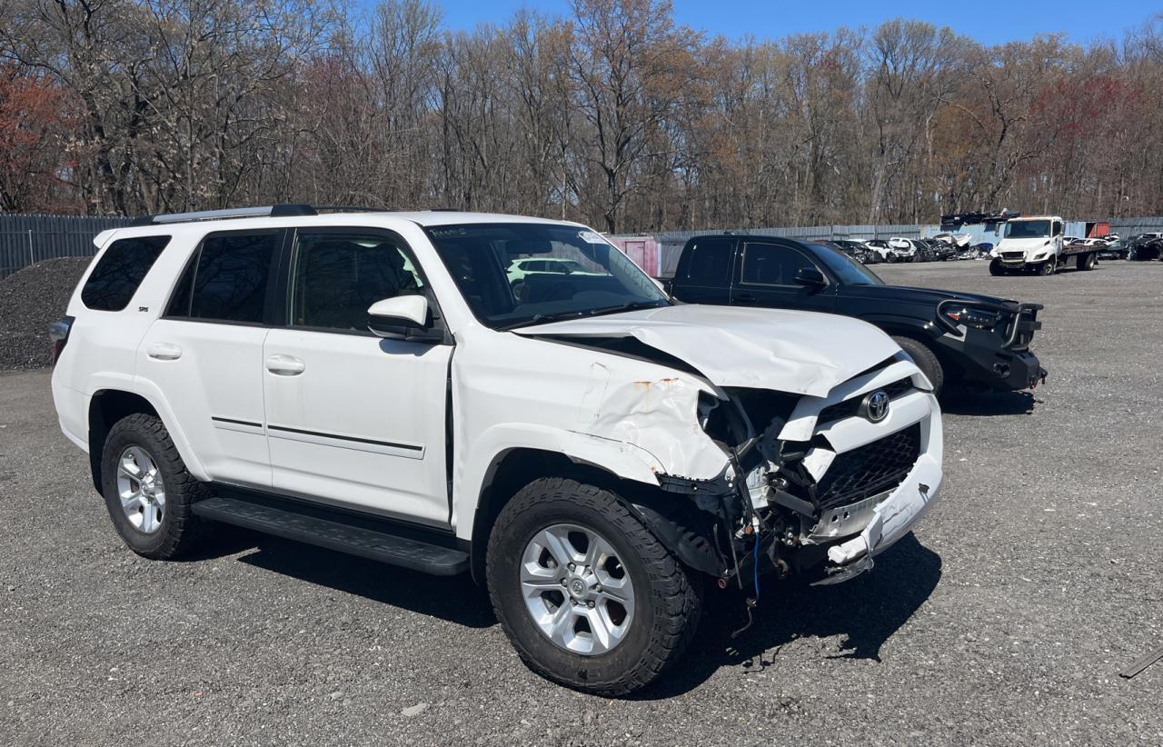 2019 TOYOTA 4RUNNER SR