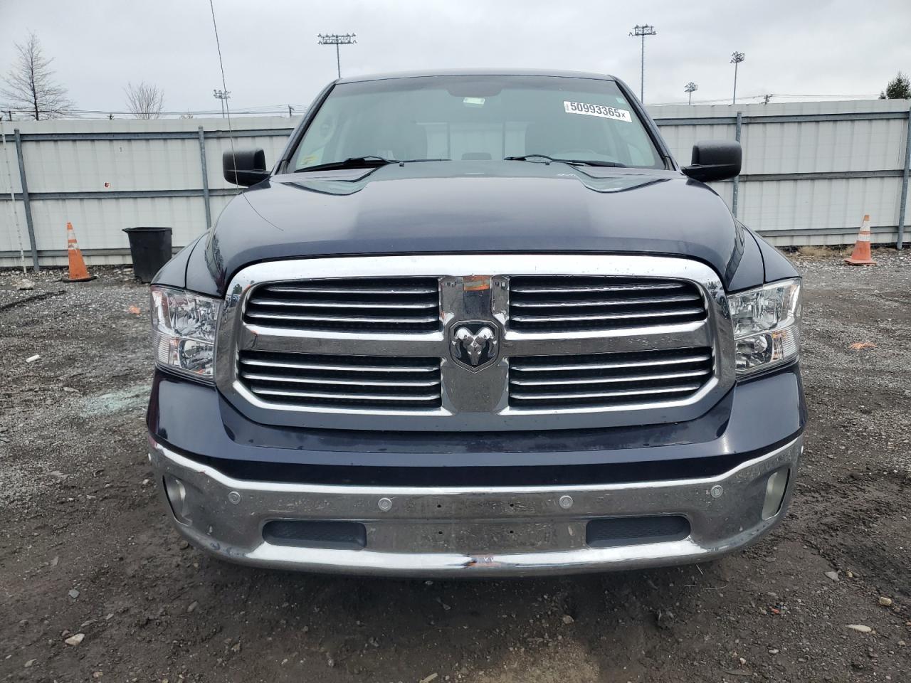 2015 RAM 1500 SLT - Image 5