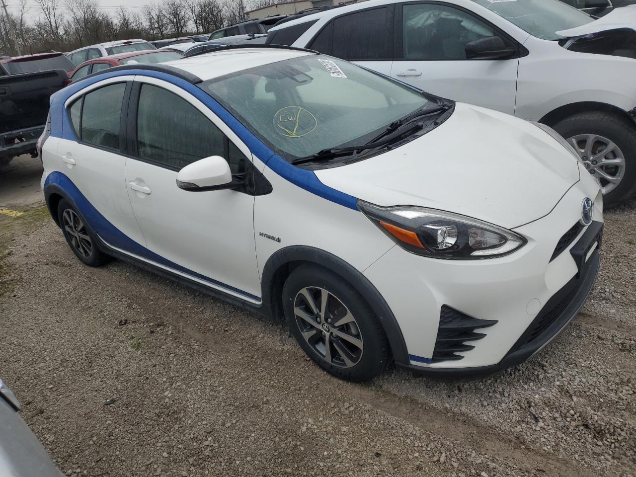 2018 TOYOTA PRIUS C - Image 4