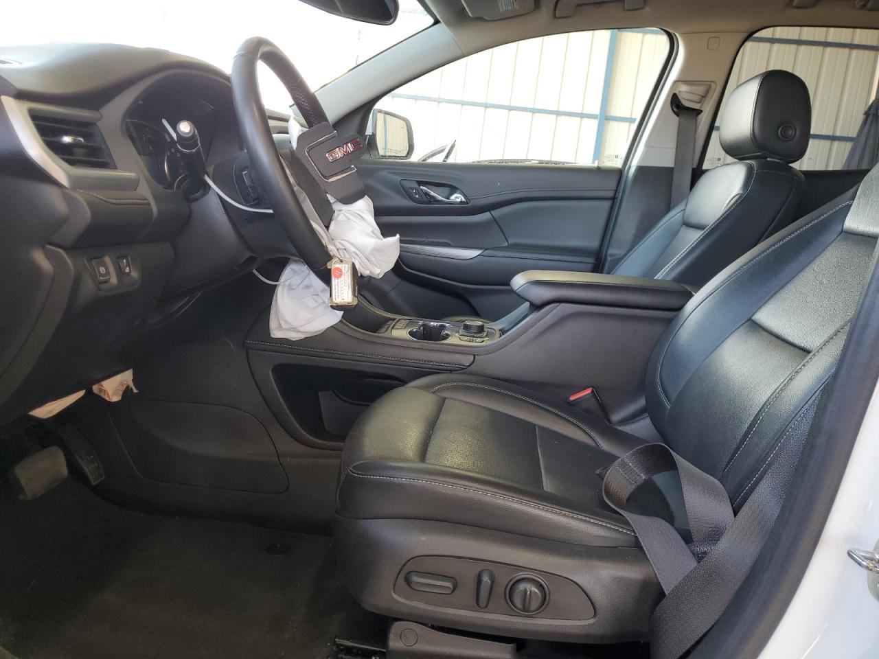 2023 GMC ACADIA SLT - Image 7