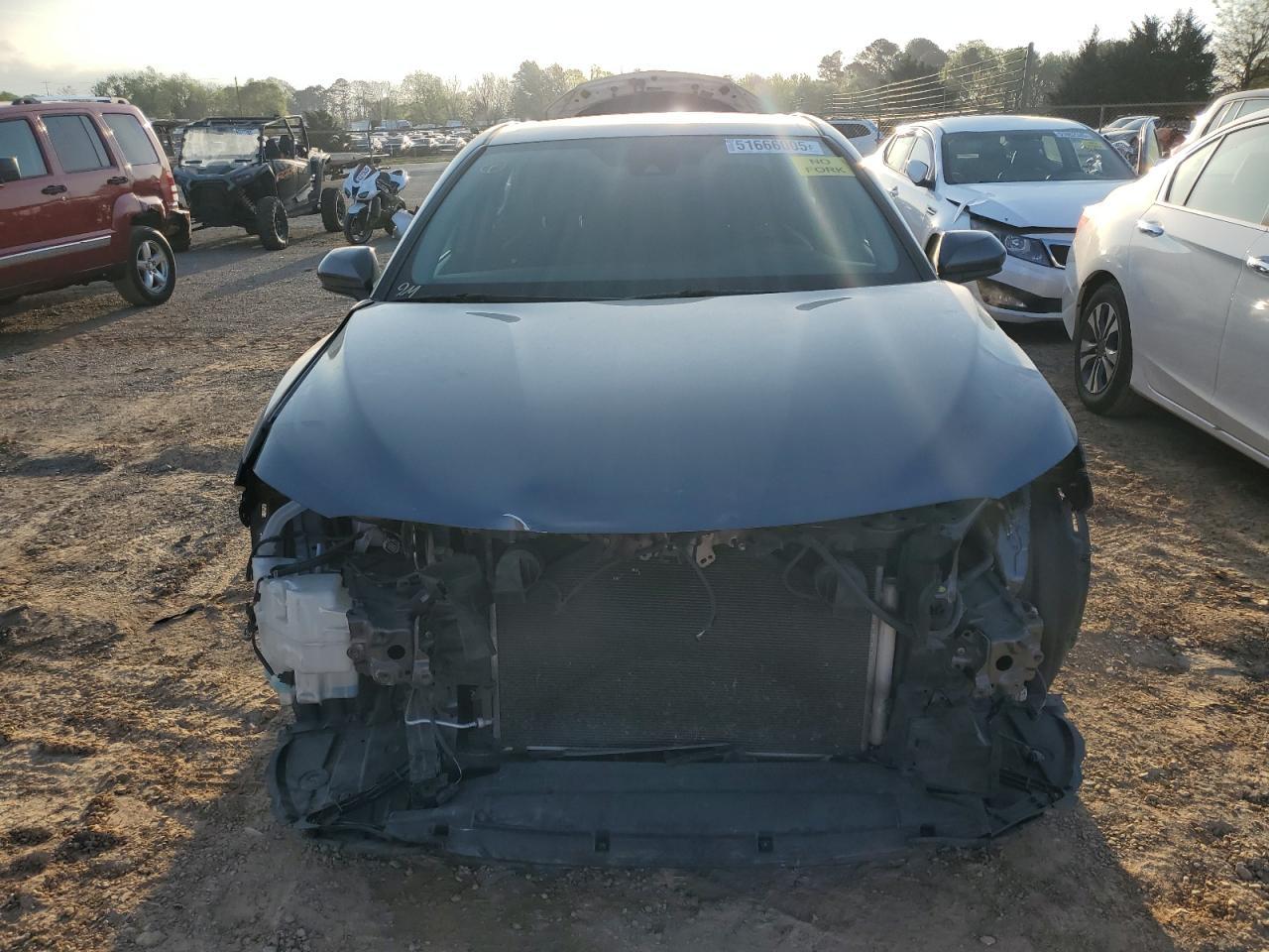 2019 TOYOTA CAMRY L - Фото 5