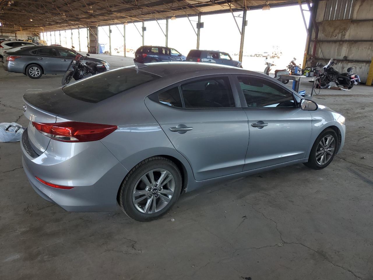 2017 HYUNDAI ELANTRA SE - Фото 3