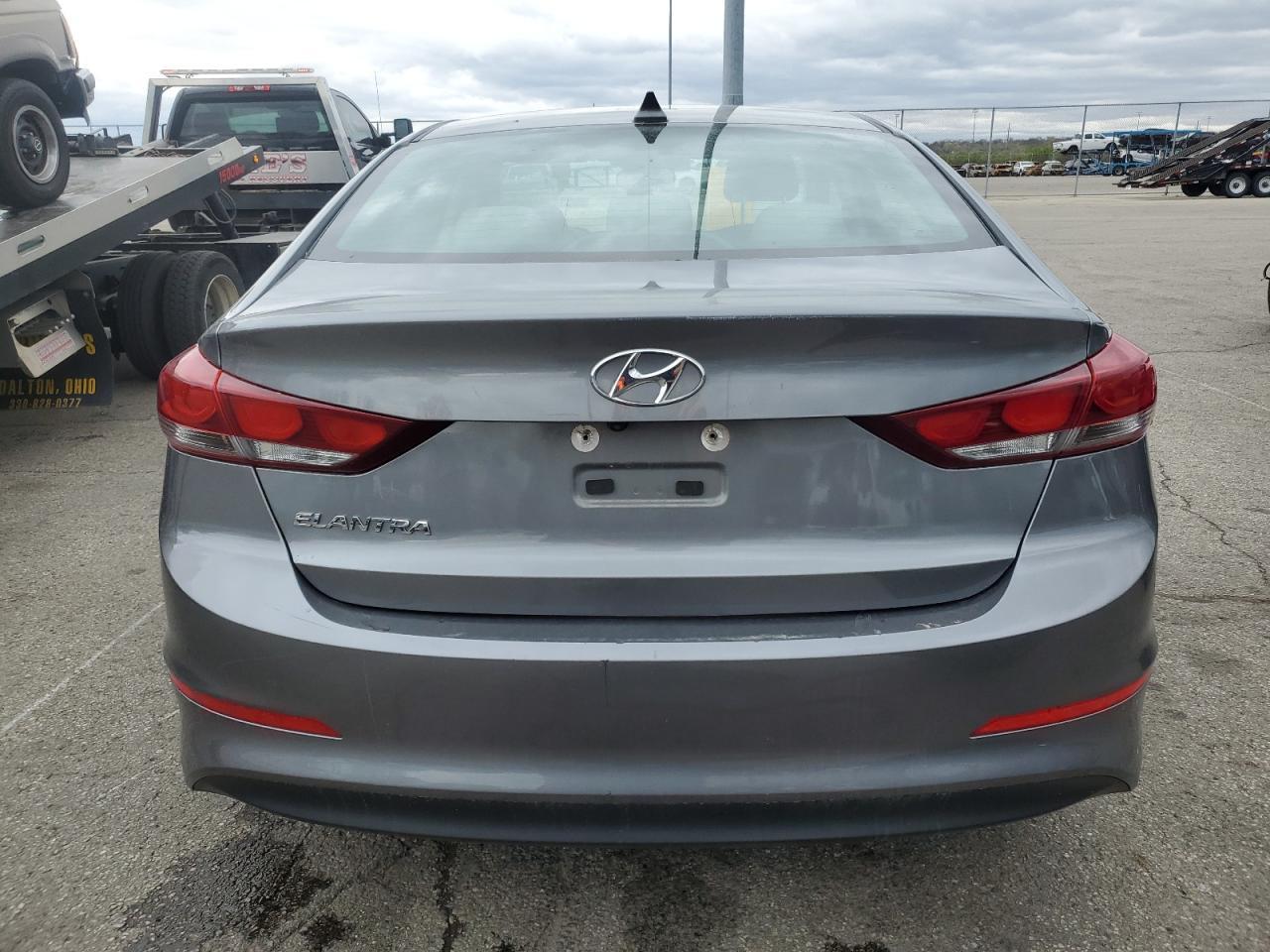 2018 HYUNDAI ELANTRA SE - Фото 6