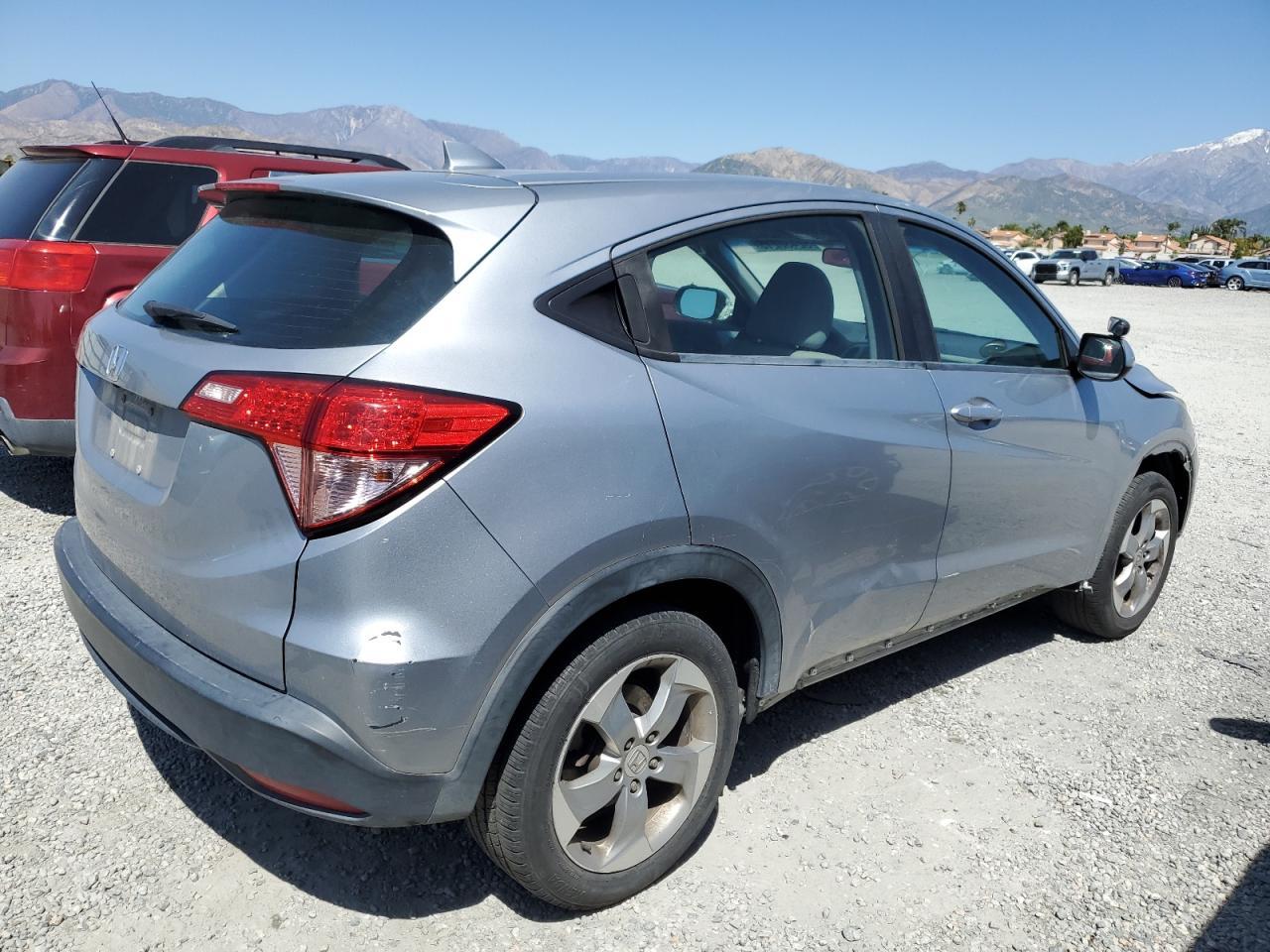 2018 HONDA HR-V LX - Image 3