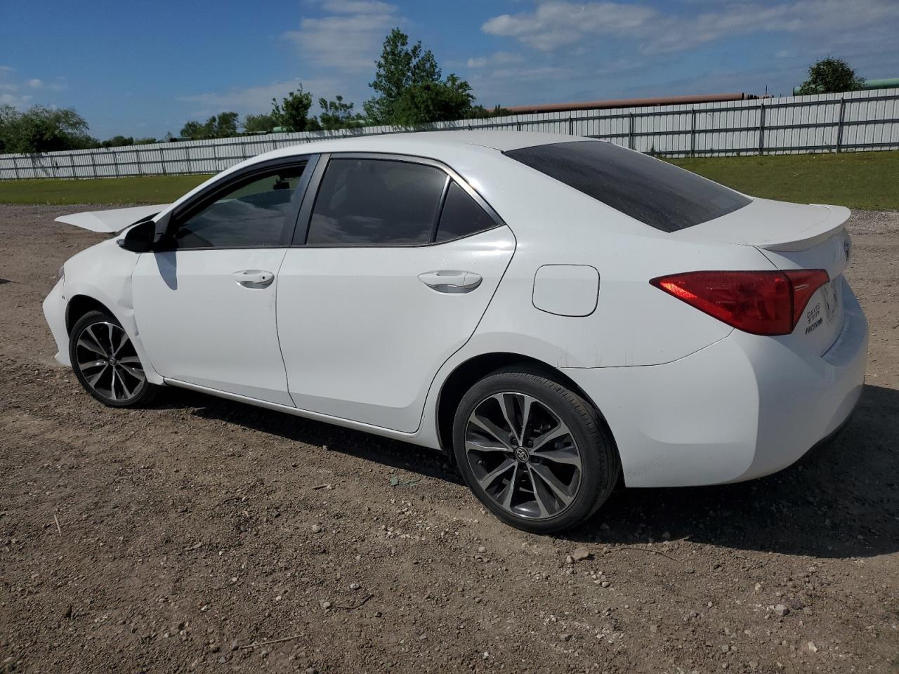 2018 TOYOTA COROLLA L - Image 2