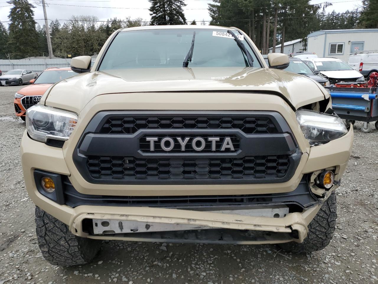 2017 TOYOTA TACOMA DOU - Фото 5