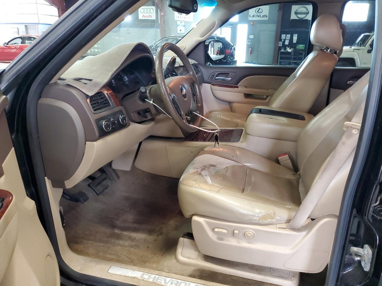 2012 CHEVROLET AVALANCHE - Image 7