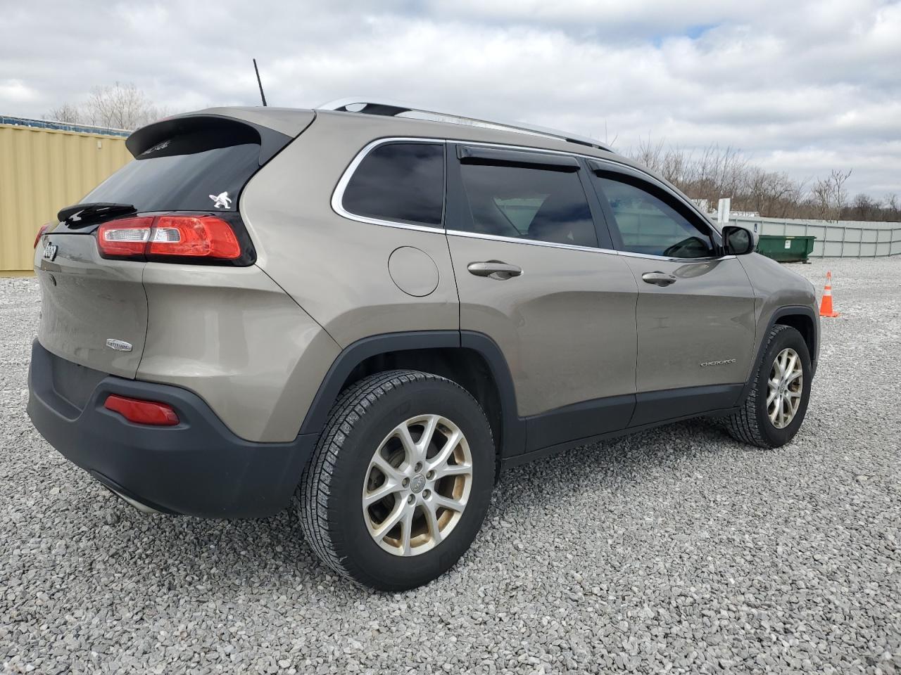 2016 JEEP CHEROKEE L - Image 3